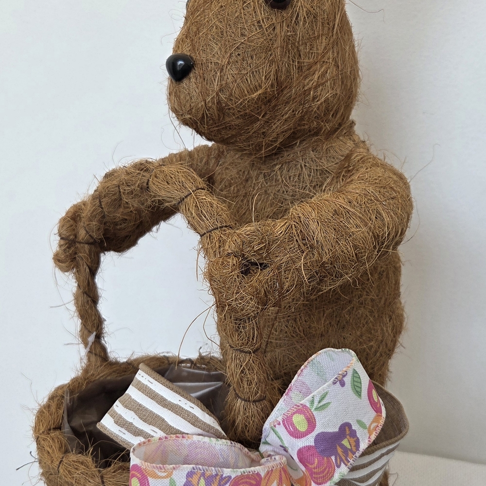 Rustic Rabbit Planter Basket in Natural Brown - Picture 3 of 11